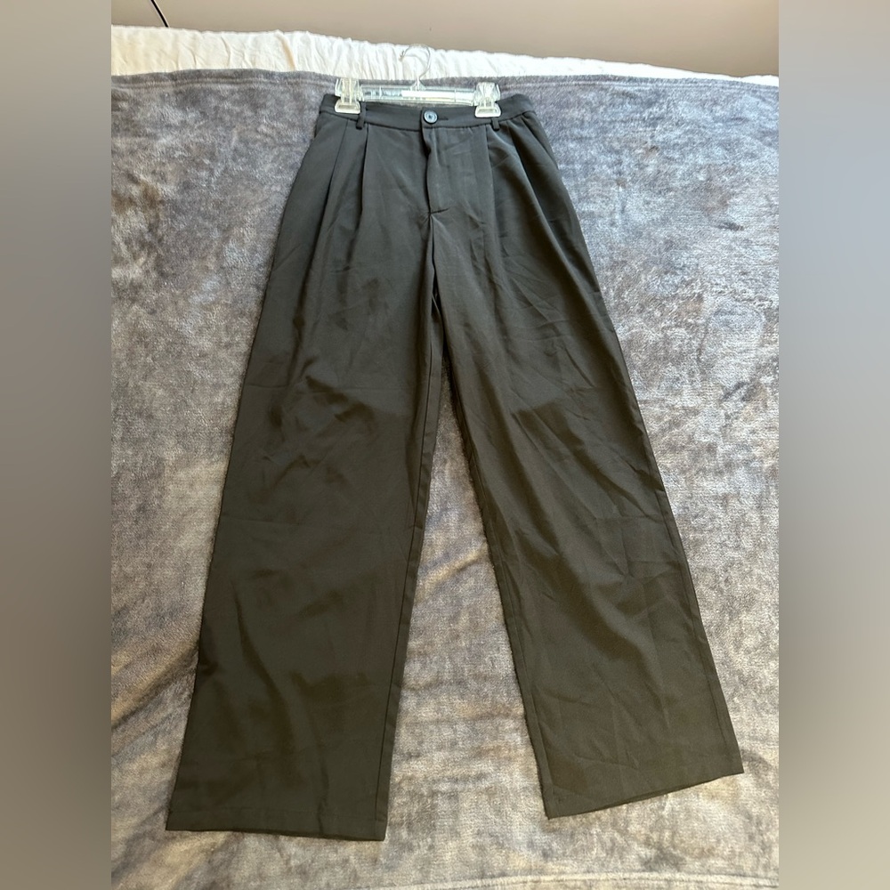 Women’s Black Straight Leg Pants (XS)